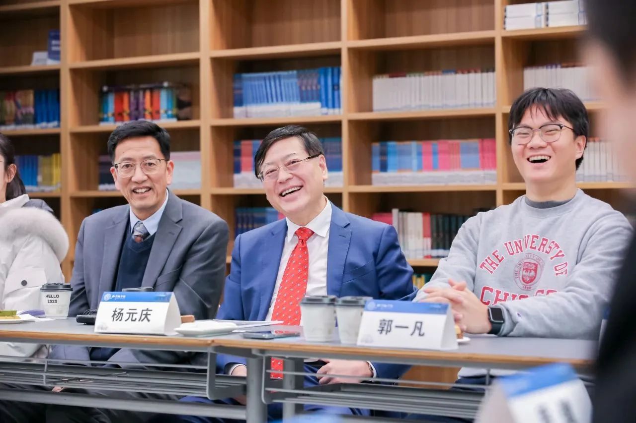 八年六笔!杨元庆位列中国高等教育最活跃捐赠人